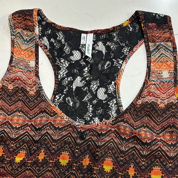 Multicolor Patterned Women's Top - Size Large - Picture 6 of 11